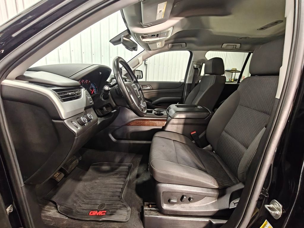 Used 2020 GMC Yukon SLE w/ SLE Value Package AWD/4WD image 27