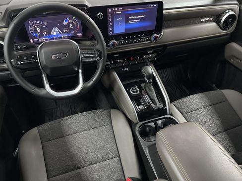 Used 2024 Chevrolet Colorado ZR2 image 13