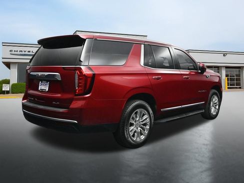 Used 2022 GMC Yukon SLT w/ SLT Premium Package AWD/4WD image 5