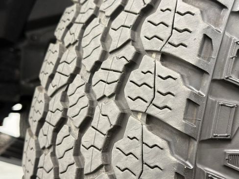 Used 2025 Toyota Tacoma Trailhunter image 36