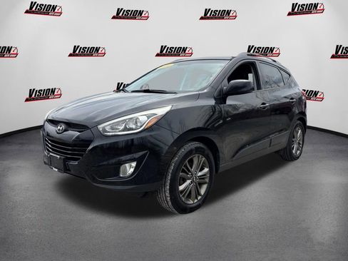 Used 2014 Hyundai Tucson SE image 1