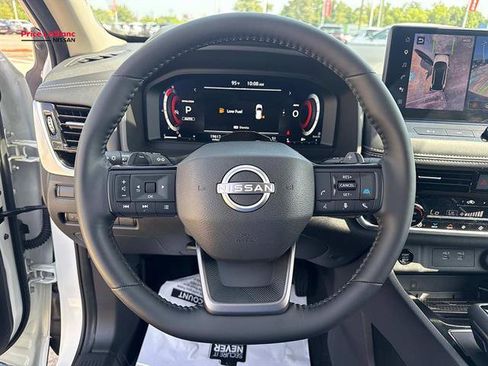 Used 2025 Nissan Rogue SL w/ Tech Package AWD/4WD image 20