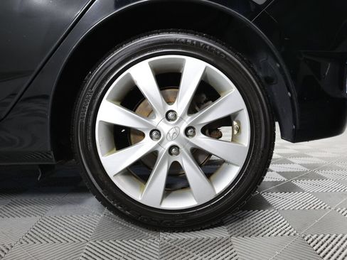 Used 2012 Hyundai Accent SE FWD image 8
