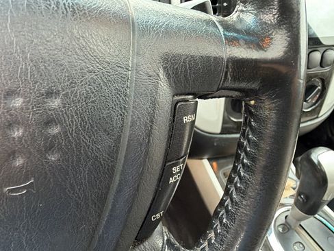 Used 2005 Mercury Mariner 2WD V6 image 30