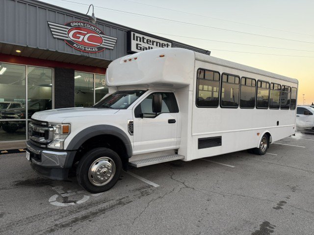Used 2021 Ford F550 2WD Regular Cab Super Duty image 2