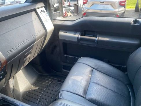 Used 2016 Ford F250 Lariat w/ Chrome Package AWD/4WD image 17