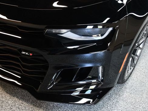 Used 2023 Chevrolet Camaro ZL1 RWD image 15