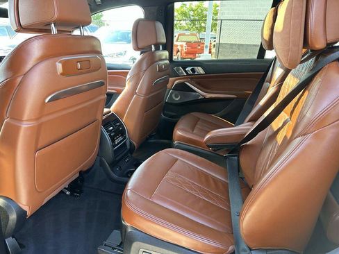 Used 2023 BMW X7 M60i w/ Executive Package AWD/4WD image 34