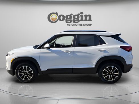 New 2026 Chevrolet TrailBlazer LT w/ LT Cold Weather Package image 3