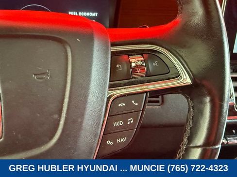 Used 2019 Lincoln Navigator Reserve w/ Cargo Package AWD/4WD image 18