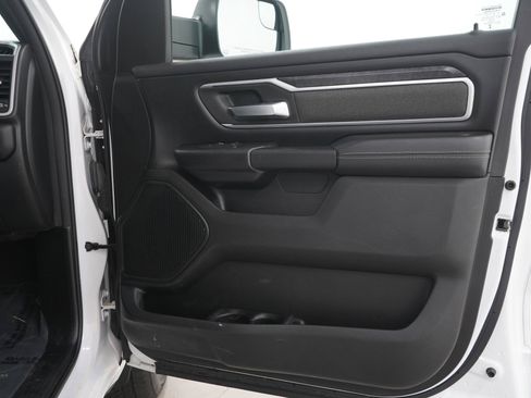 Used 2023 RAM 1500 Big Horn AWD/4WD image 9