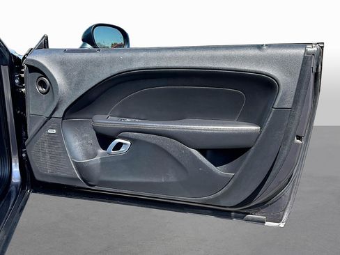 Used 2015 Dodge Challenger R/T Plus RWD image 17