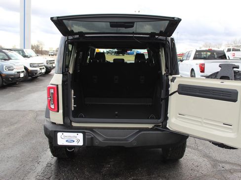 New 2025 Ford Bronco Outer Banks image 19