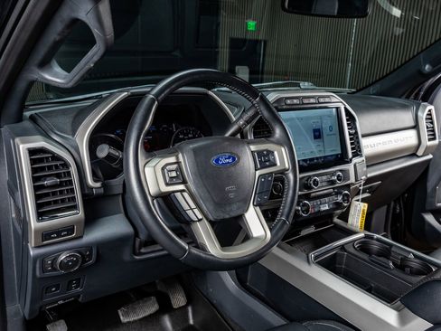 Used 2022 Ford F250 Lariat w/ Tremor Off-Road Package image 13