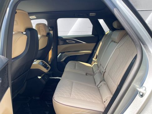 Certified 2026 Cadillac Lyriq Signature Luxury w/ Nappa Leather Package AWD/4WD image 31