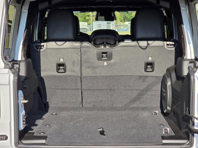 New 2027 Jeep Wrangler Unlimited Rubicon AWD/4WD image 8