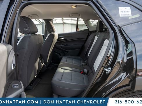 New 2026 Chevrolet Trax LS w/ LS Convenience Package image 19