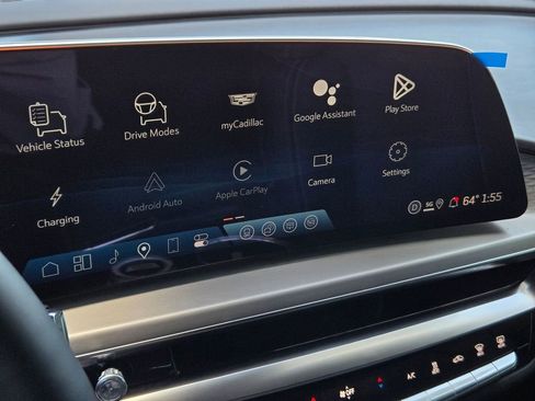 New 2026 Cadillac Lyriq Sport image 18