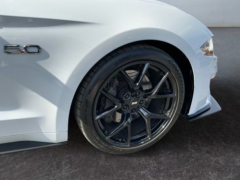 Used 2020 Ford Mustang GT RWD image 9