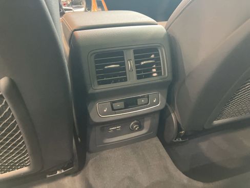 Used 2023 Audi Q5 2.0T Prestige w/ Prestige Package image 28