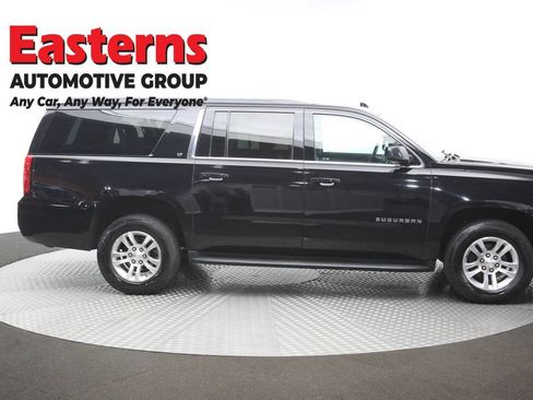 Used 2019 Chevrolet Suburban LT AWD/4WD image 51