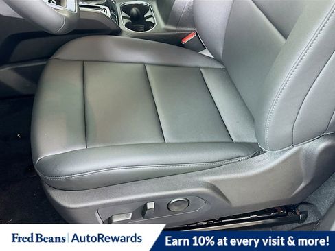 New 2025 GMC Canyon Elevation w/ Convenience Package image 18