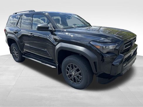 New 2026 Toyota 4Runner SR5 AWD/4WD image 7