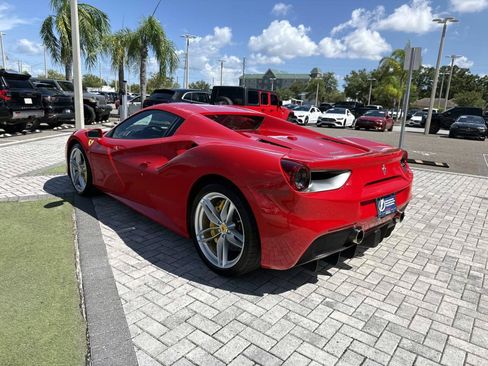 Used 2018 Ferrari 488 Spider RWD image 4