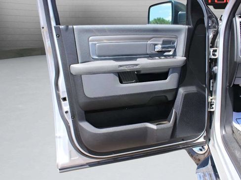 Used 2016 RAM 1500 Big Horn image 23