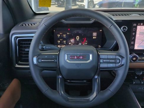 New 2026 GMC Canyon AT4 w/ LPO, Off Road Lift Package AWD/4WD image 26