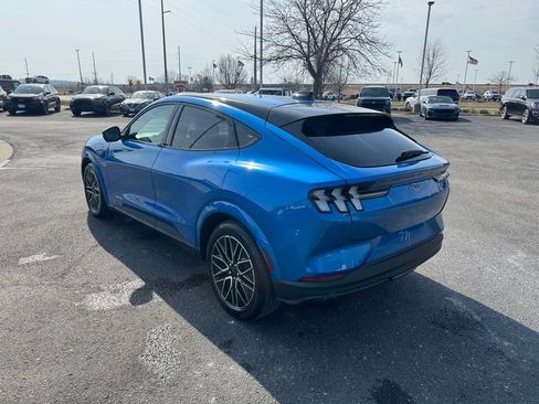 Used 2025 Ford Mustang Mach-E Premium image 7