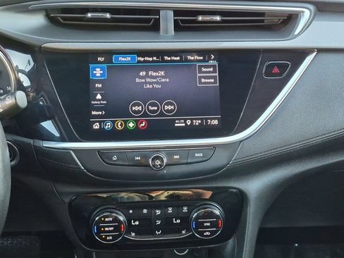 Used 2021 Buick Encore GX Essence AWD/4WD image 23