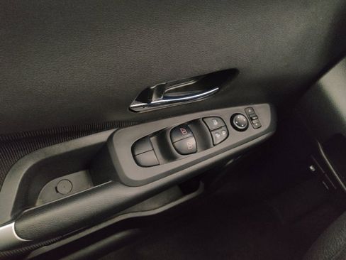 Used 2024 Nissan Kicks SV FWD image 27
