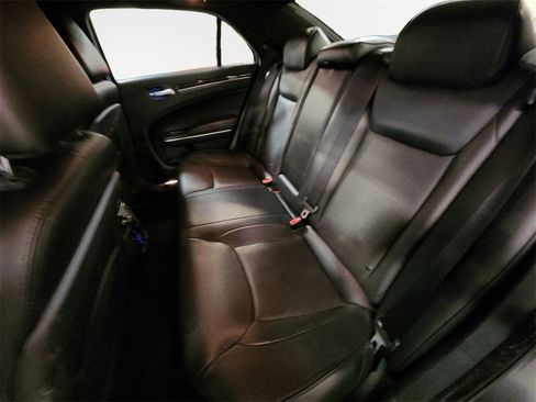 Used 2013 Chrysler 300 C image 24