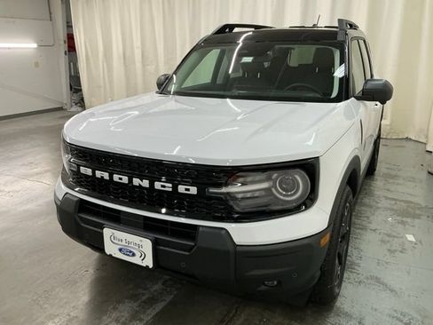 New 2026 Ford Bronco Sport Outer Banks w/ Outer Banks Tech Package+ AWD/4WD image 8