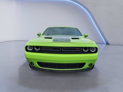 Used 2015 Dodge Challenger R/T w/ Quick Order Package 22B R/T RWD image 2