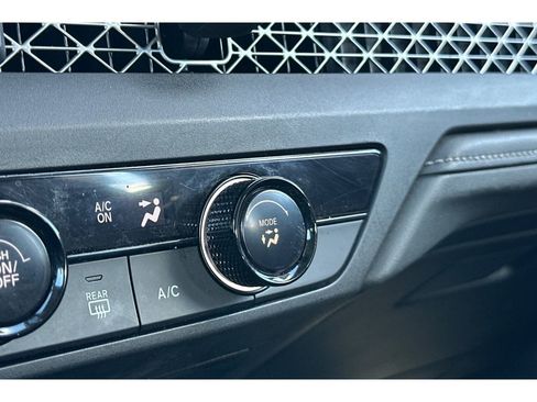 Used 2023 Honda Accord LX image 29