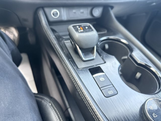Used 2023 Nissan Rogue SL w/ SL Premium Package AWD/4WD image 32
