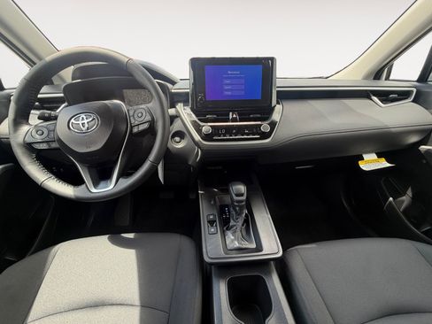 New 2026 Toyota Corolla Cross LE FWD image 10