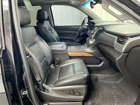 Used 2016 Chevrolet Suburban LTZ image 22