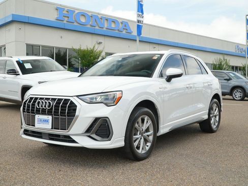 Used 2022 Audi Q3 2.0T Premium AWD/4WD image 1