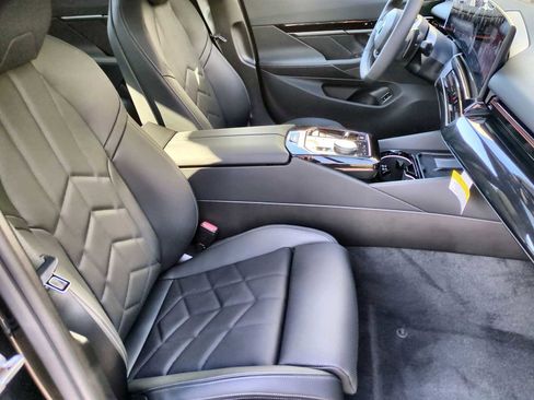 New 2026 BMW 530i xDrive image 23