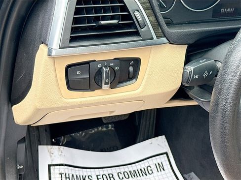 Used 2017 BMW 330i Sedan image 11