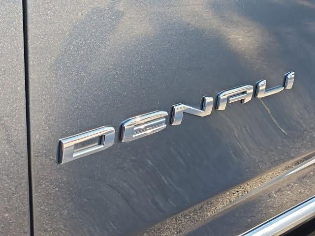 Used 2021 GMC Yukon Denali w/ Denali Premium Package RWD image 33