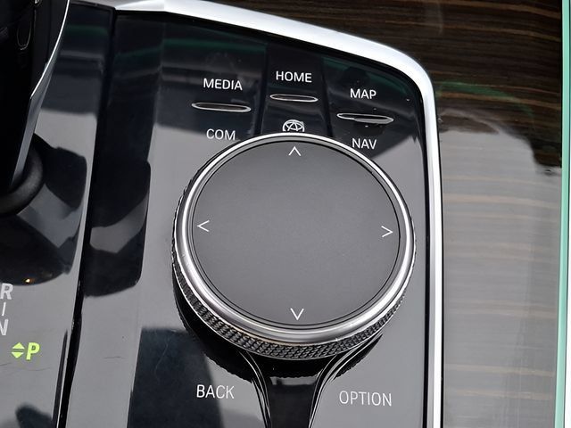 Used 2019 BMW X7 xDrive40i w/ Premium Package AWD/4WD image 24