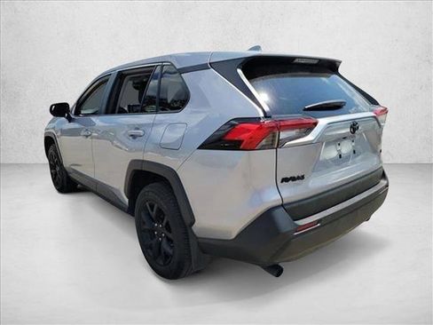 Used 2024 Toyota RAV4 LE image 7