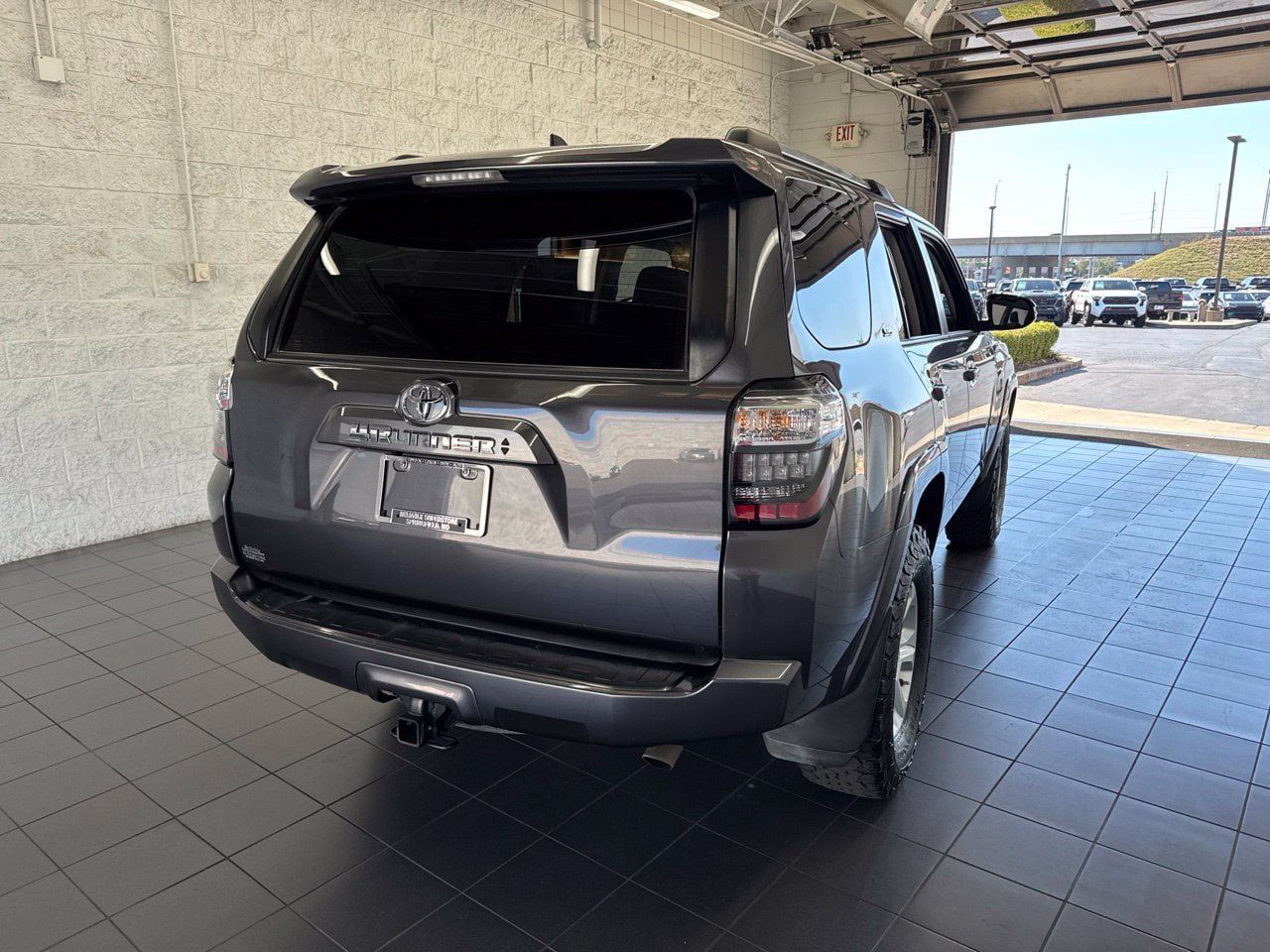 Used 2023 Toyota 4Runner SR5 Premium w/ Moonroof Package AWD/4WD image 7