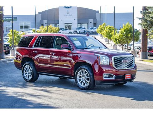 Used 2020 GMC Yukon Denali w/ Open Road Package AWD/4WD image 2
