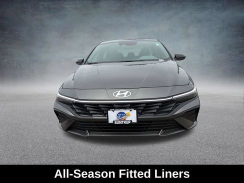 Used 2026 Hyundai Elantra Sport FWD image 10