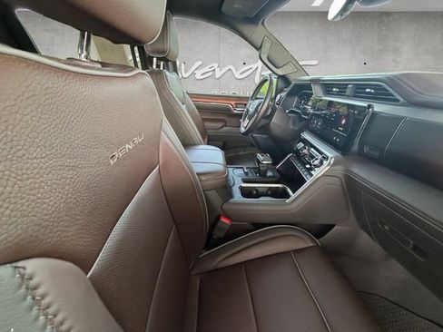 Used 2023 GMC Sierra 1500 Denali w/ Denali Reserve Package AWD/4WD image 30